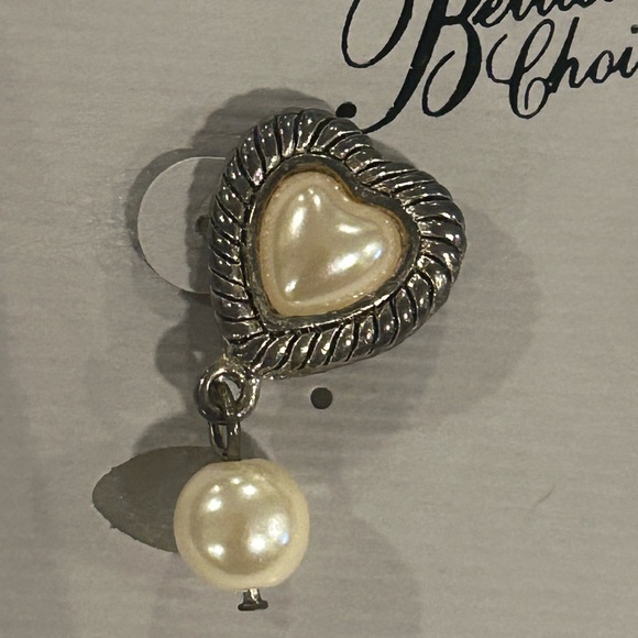 Bellissima by D’Choice Silver Tone Heart & Pearl Drop Earrings - NIB - Picture 2 of 5
